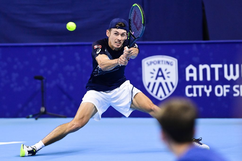 De Minaur reaches the Final